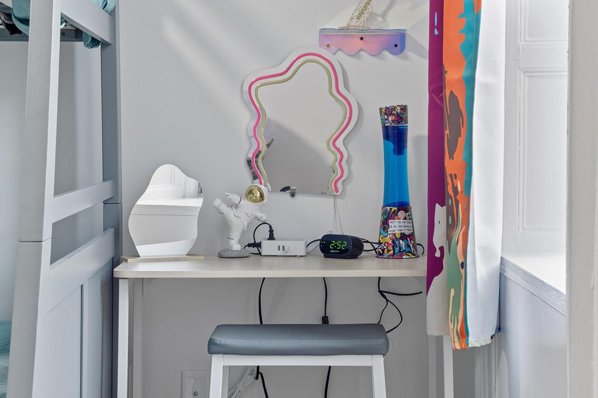 Apartamento Funky & Colorful Urban Getaway, 20 Minutes To Nyc Hoboken Exterior foto